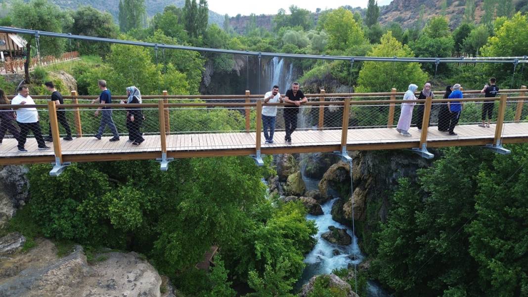 Konya'da sıcaktan bunalan buraya koşuyor! Hele hafta sonu dolup taşıyor 7